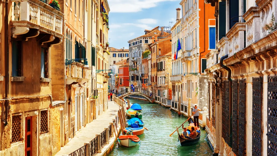 Italy historic landmarks